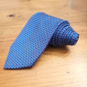 Brooks Brothers Merchants and Makers Geometric Blue Red White Neck Tie. 59.5